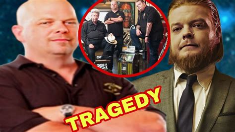 Why Pawn Stars Fired Their Only Female Member。